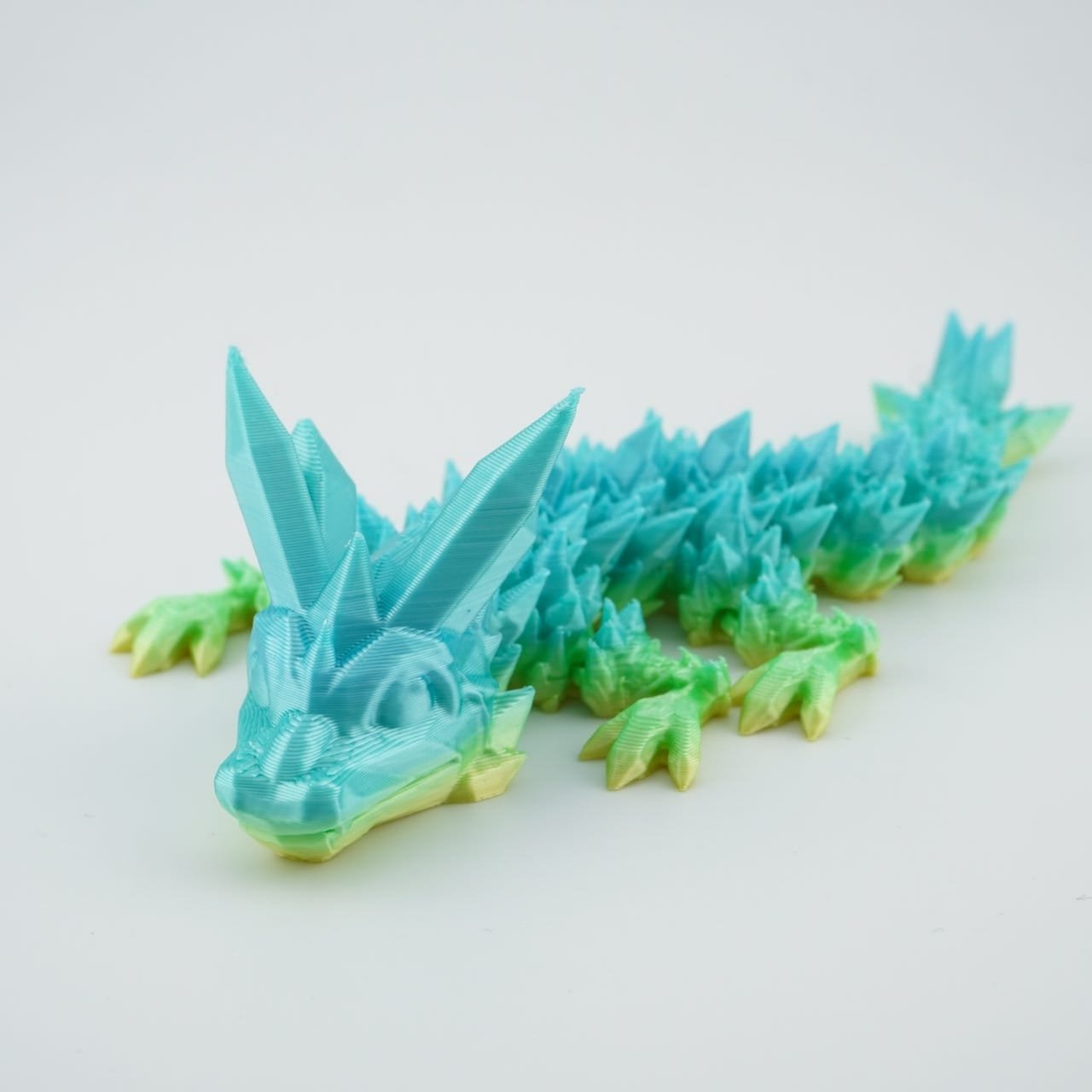 Baby Crystal Dragon 3D Druck 15cm Fidget Figur (Farbauswahl)