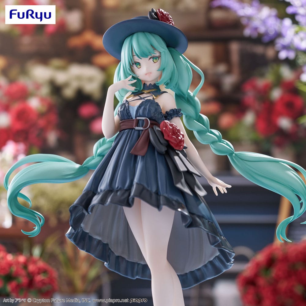 Hatsune Miku Trio-Try-iT Outing Dress 19cm Statue