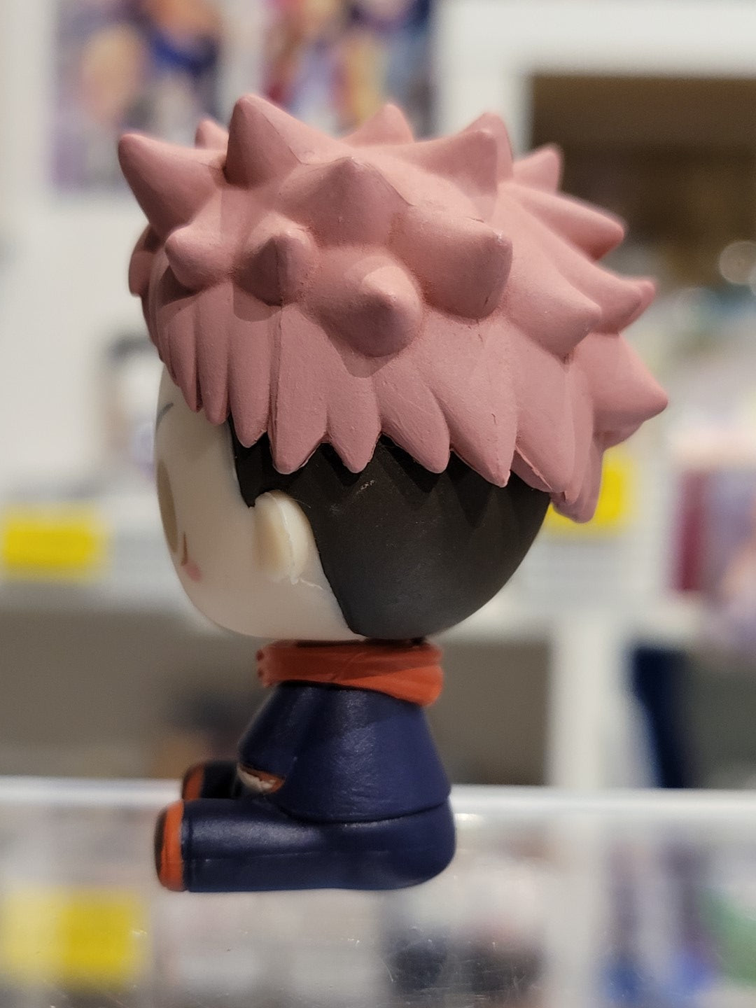 Jujutsu Kaisen Yuji Itadori Mini Figur